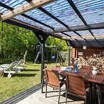 3 Bedroom Beautiful In *