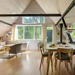 펜션 3 Bedroom Beautiful In *