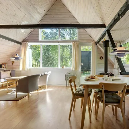 Feriehus 3 Bedroom Beautiful In *