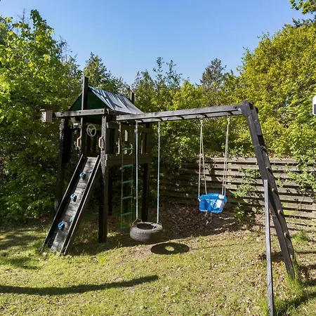 3 Bedroom Beautiful In Glesborg