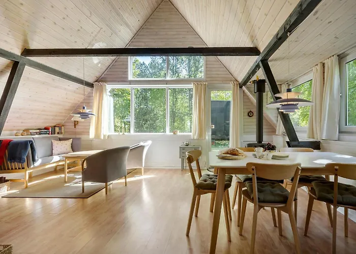 Дом отдыха 3 Bedroom Beautiful In *