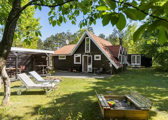 Дом отдыха 3 Bedroom Beautiful In