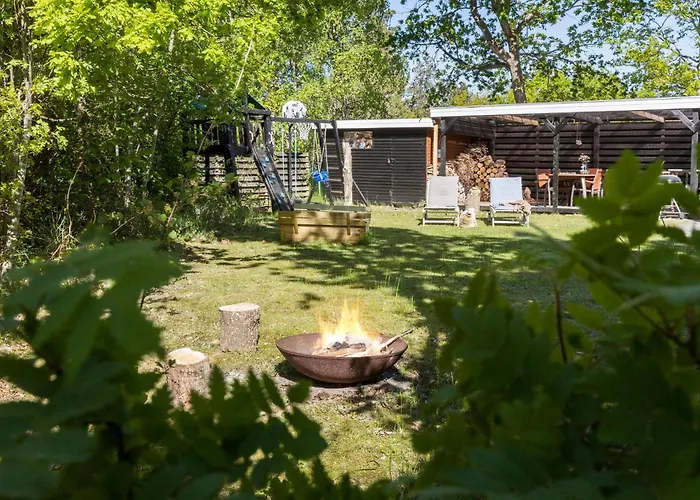 3 Bedroom Beautiful In Дом отдыха *