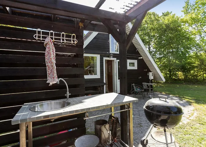 3 Bedroom Beautiful In * Glesborg