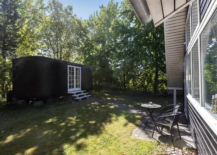 Дом отдыха 3 Bedroom Beautiful In Glesborg